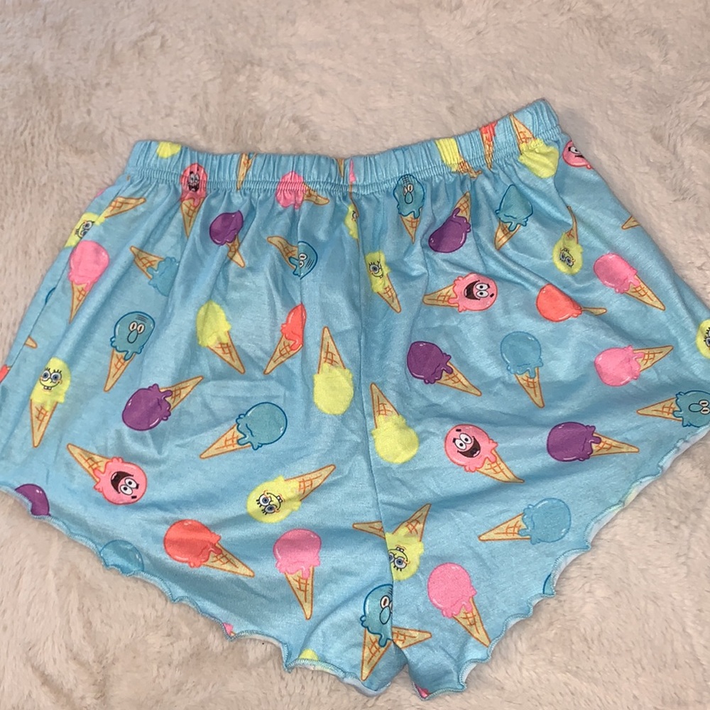 Medium juniors SpongeBob icecream cone Romwe pajama shorts